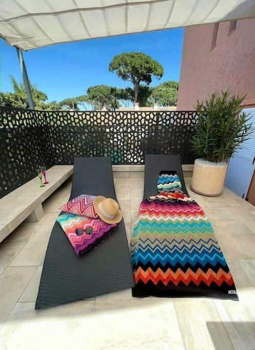Studio Climatise, Terrasse, Parking Prive, 50M De La Plage แซ็ง-ทรอเป ภายนอก รูปภาพ