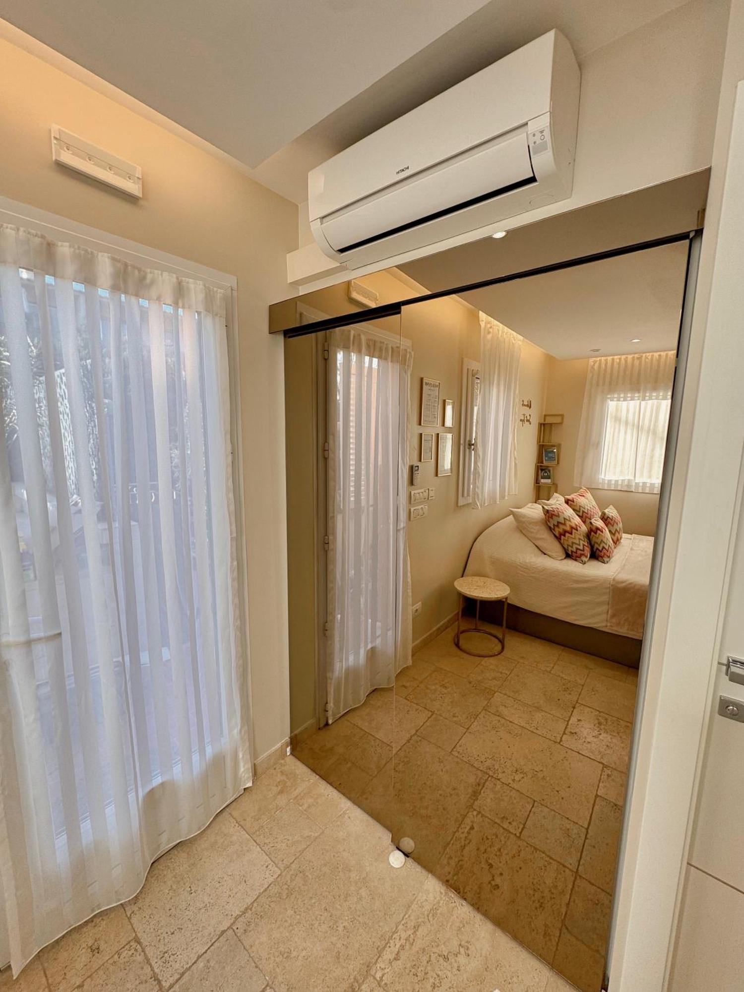 Studio Climatise, Terrasse, Parking Prive, 50M De La Plage แซ็ง-ทรอเป ภายนอก รูปภาพ